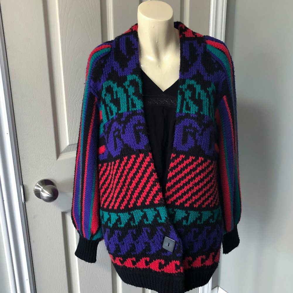 Vintage Sweater with Colourful Pattern